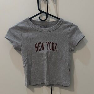 Brandy Melville Gray 'New York' Tee